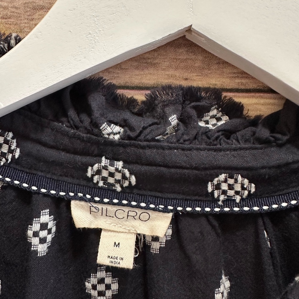 Pilcro Anthropologie Blouse Women’s Size Medium Black Tavi Embroidered Boho - Picture 5 of 5